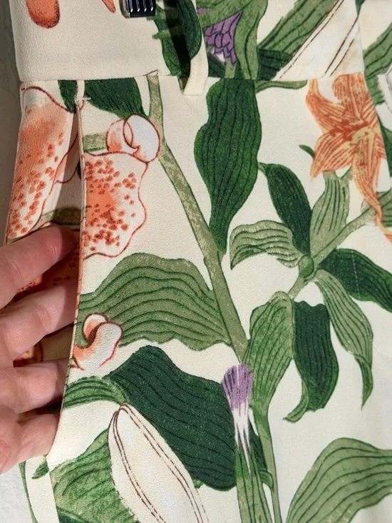 Ann Taylor Floral Wide-Leg Crop Pants - flowy pants - Picture 5 of 16